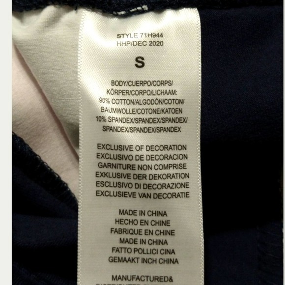 FILA Girls High Waist Navy Blue Logo Biker Shorts Size Small (S) New - Picture 8 of 8